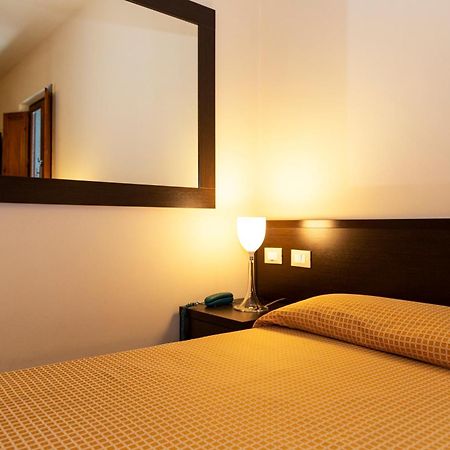 Villa Montarioso Siena Oda fotoğraf