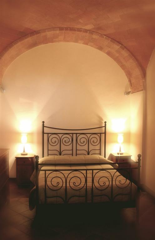Villa Montarioso Siena Oda fotoğraf
